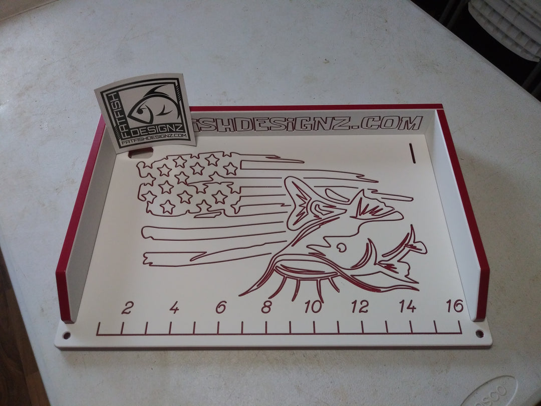 12x18- freedom fish, white-red-white, fat fish designz