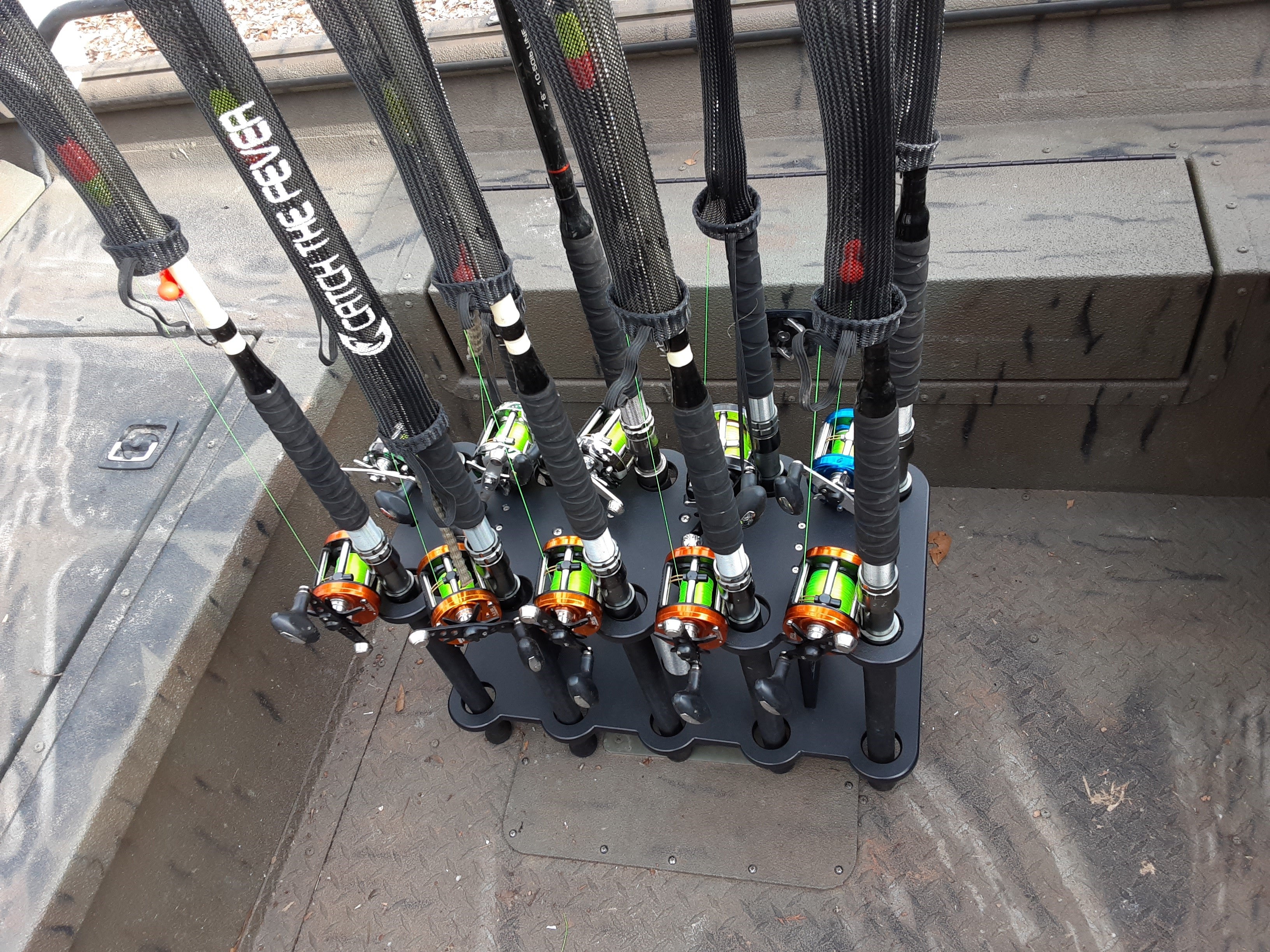 V10 Xl Seat post rod rack/  vertical fishing rod holder(holds 10 catfish style rods)